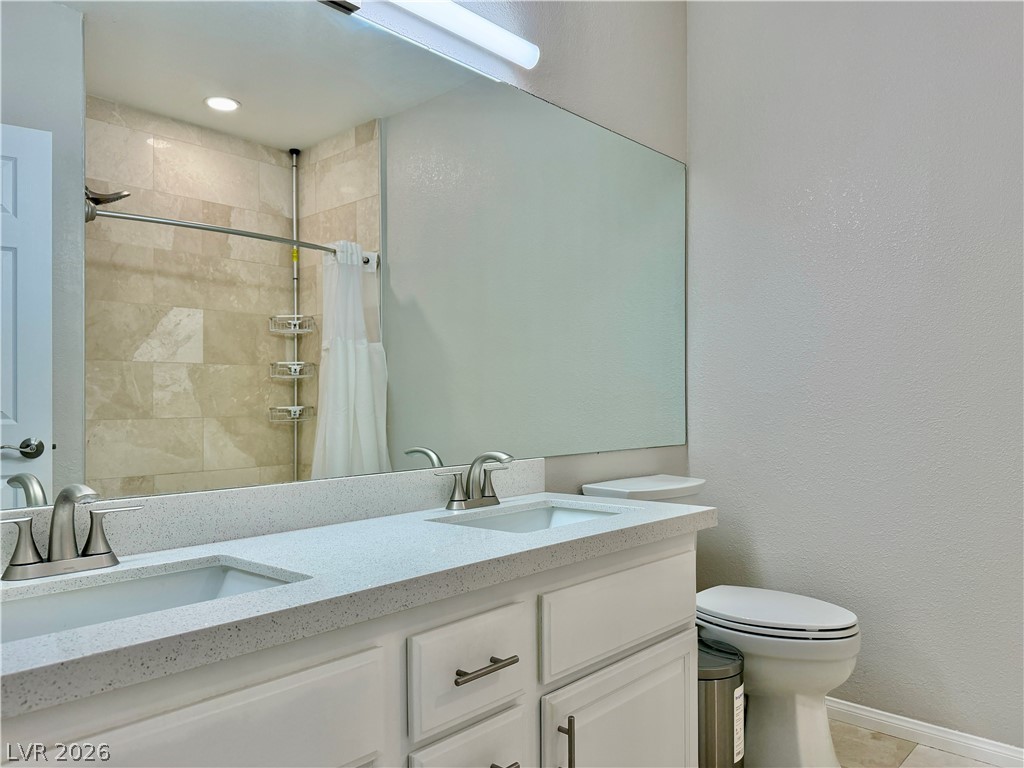 3320 South Fort Apache Road 223