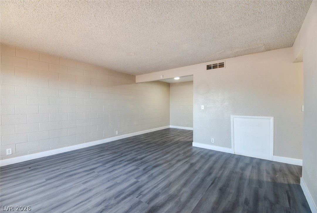 625 South Royal Crest Circle 13