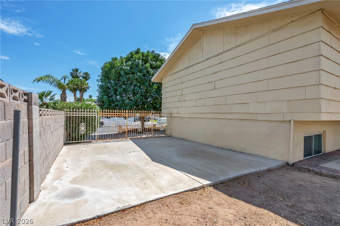 4442 El Cebra Way