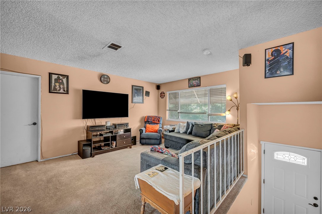 4442 El Cebra Way