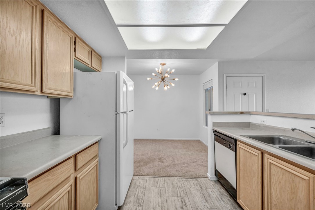 8070 West Russell Road 2060