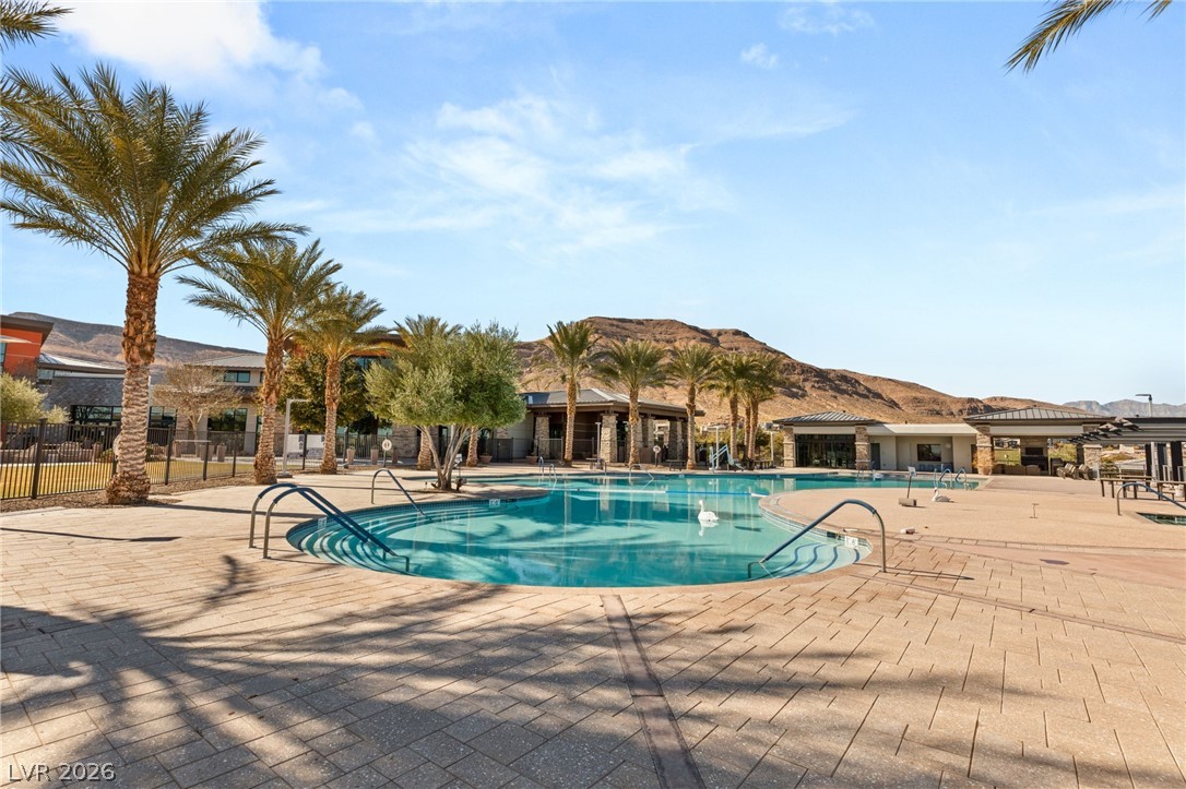 10179 Emerald Sunset Court