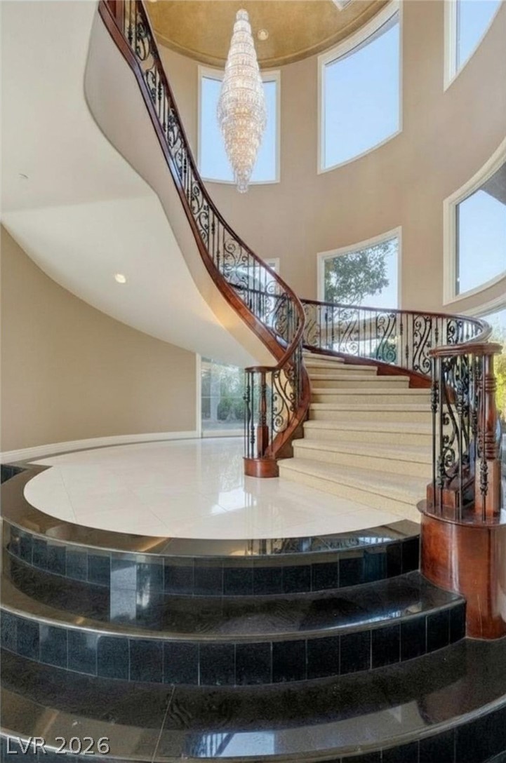 45 Club Vista Drive