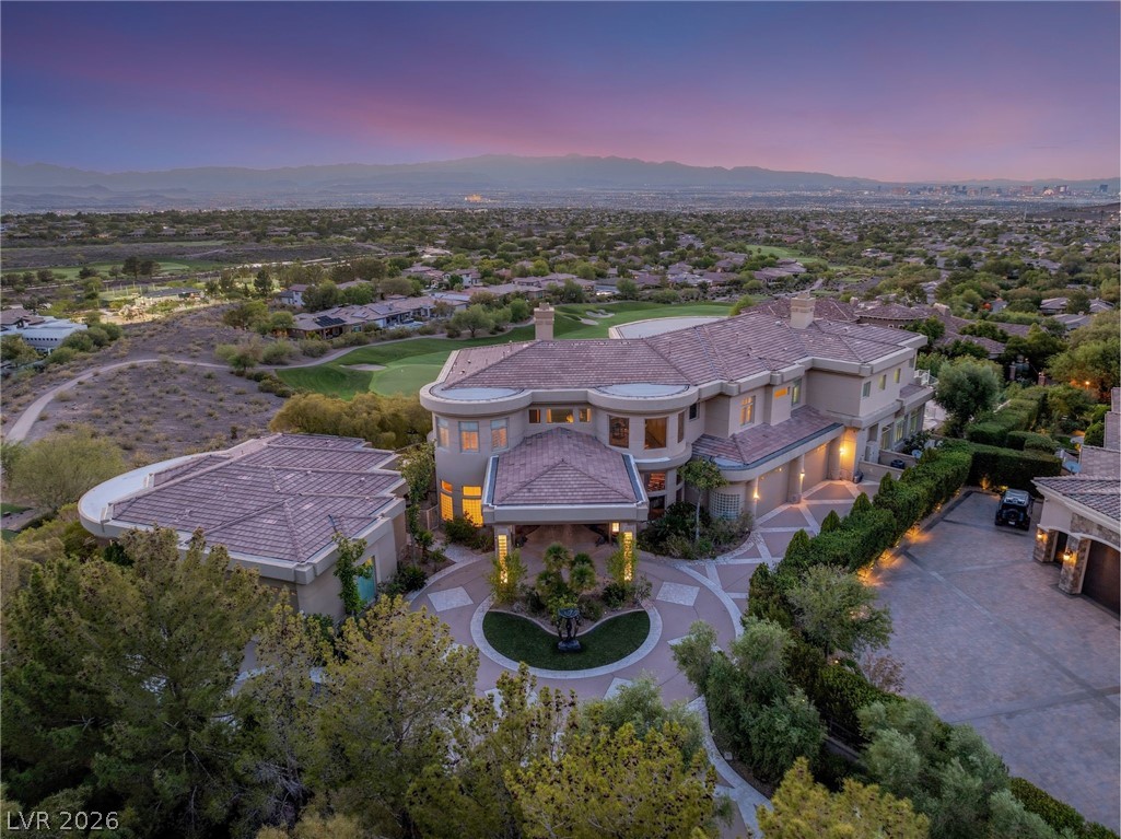 45 Club Vista Drive