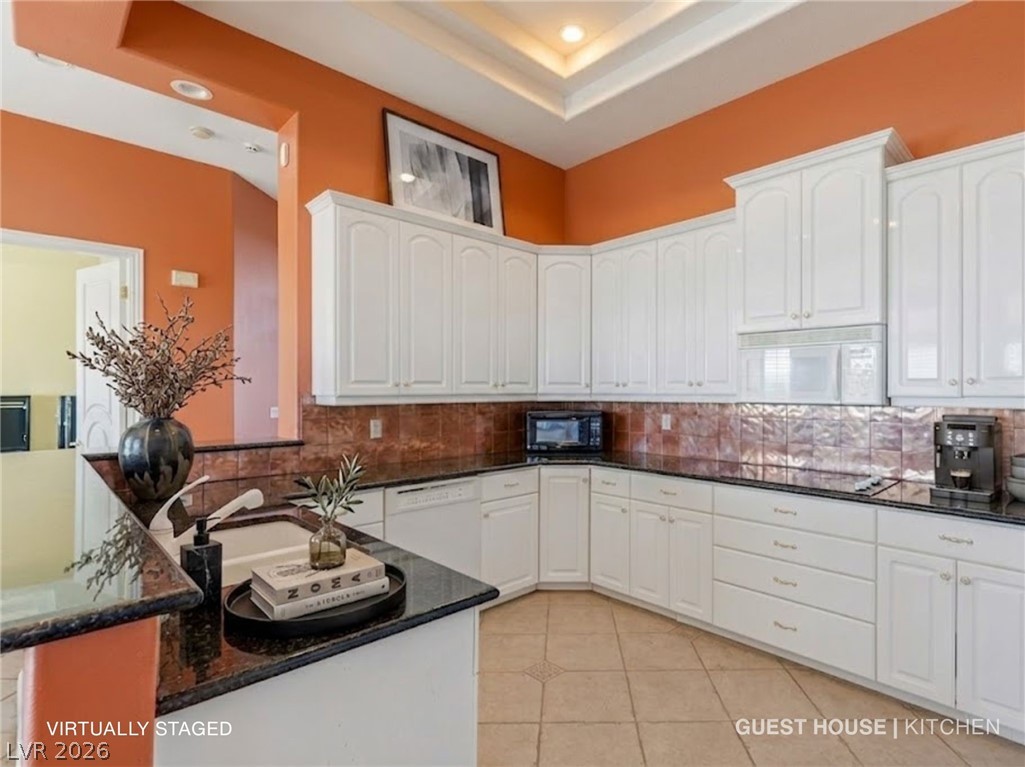 45 Club Vista Drive