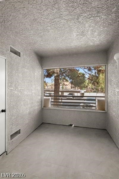 3320 South Fort Apache Road 125