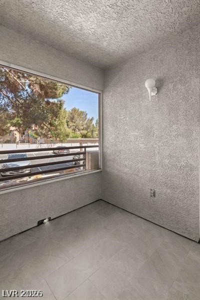3320 South Fort Apache Road 125
