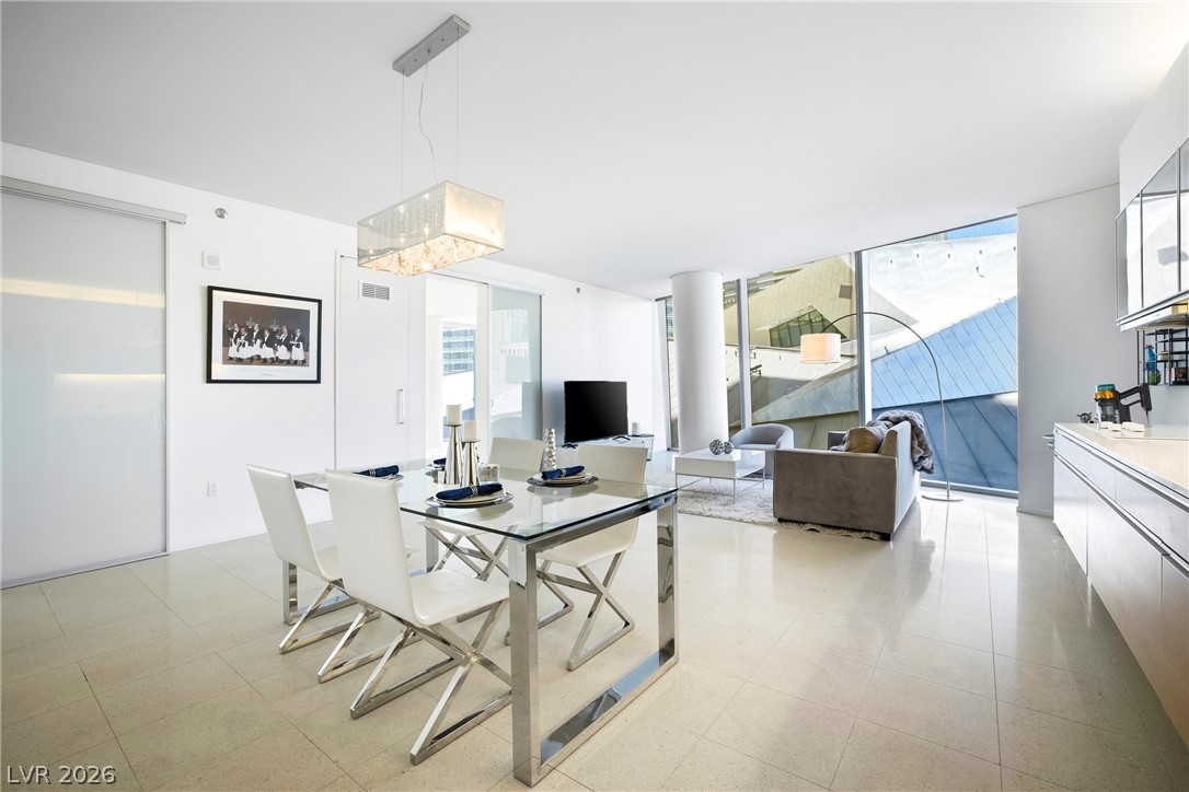 3726 Las Vegas Boulevard 302