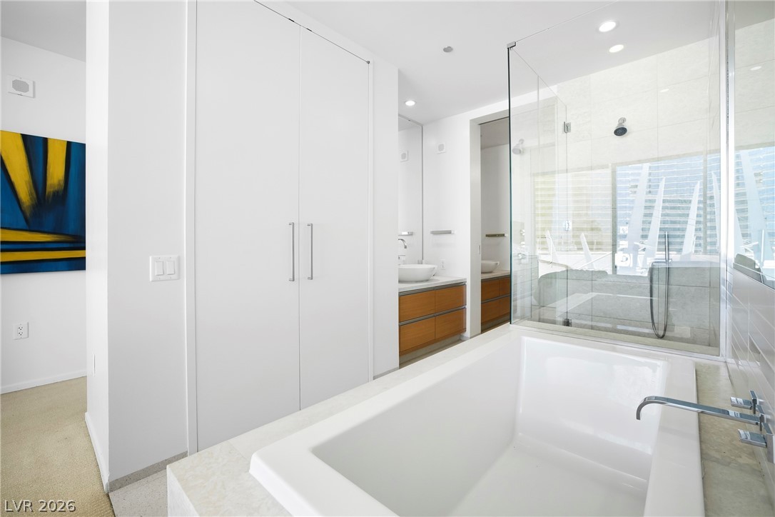 3726 Las Vegas Boulevard 302