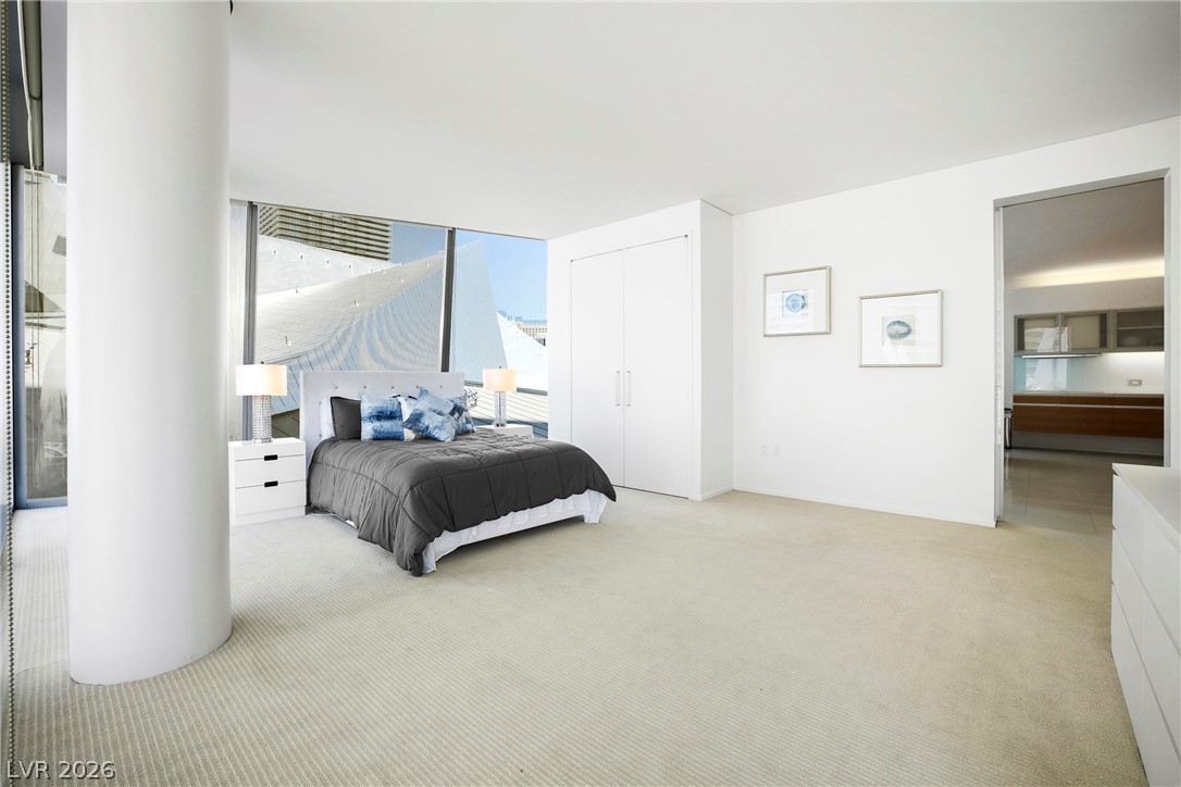 3726 Las Vegas Boulevard 302