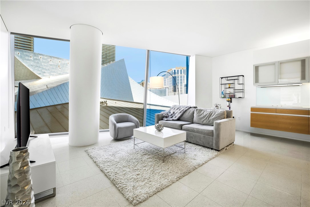 3726 Las Vegas Boulevard 302
