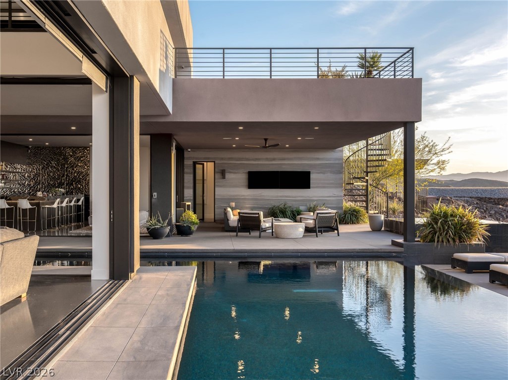 669 Dragon Peak Drive