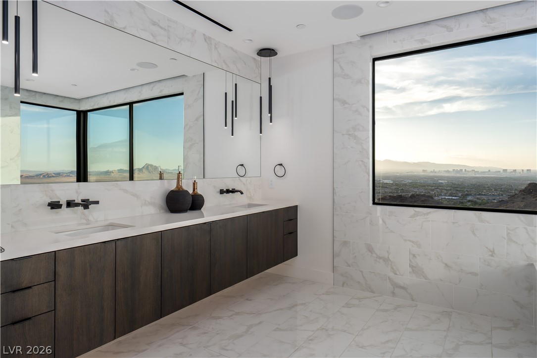 669 Dragon Peak Drive
