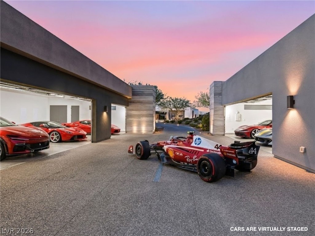 669 Dragon Peak Drive