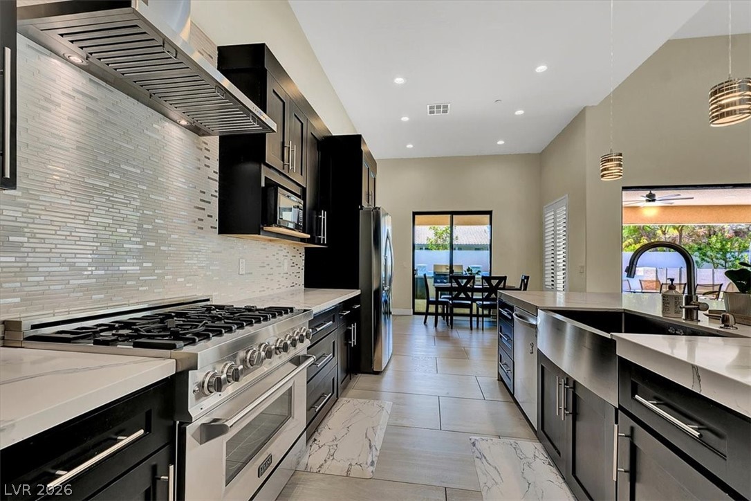 3041 East Serene Avenue