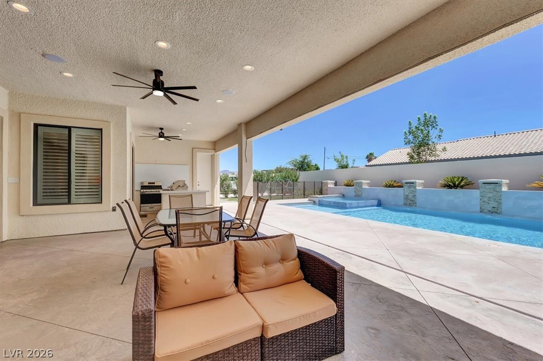 3041 East Serene Avenue