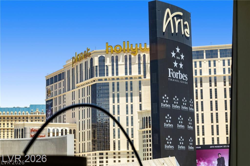 3726 Las Vegas Boulevard 302