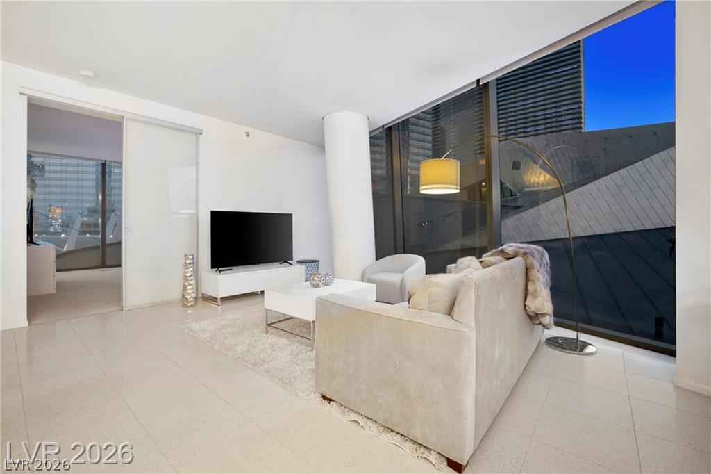 3726 Las Vegas Boulevard 302