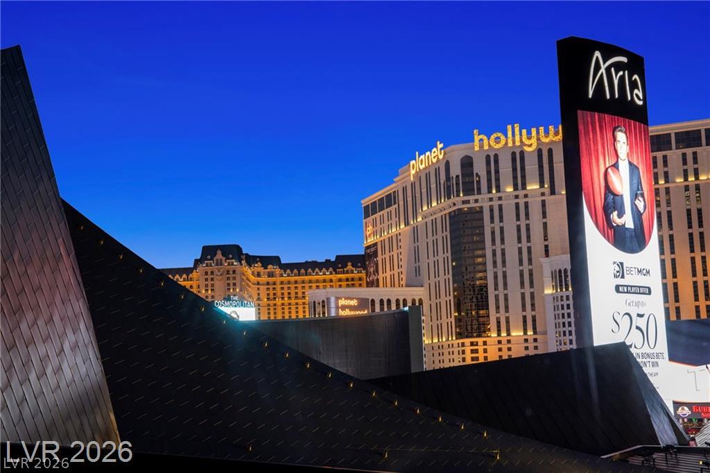 3726 Las Vegas Boulevard 302