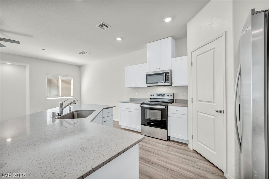 7870 Aurora Sky Street 3
