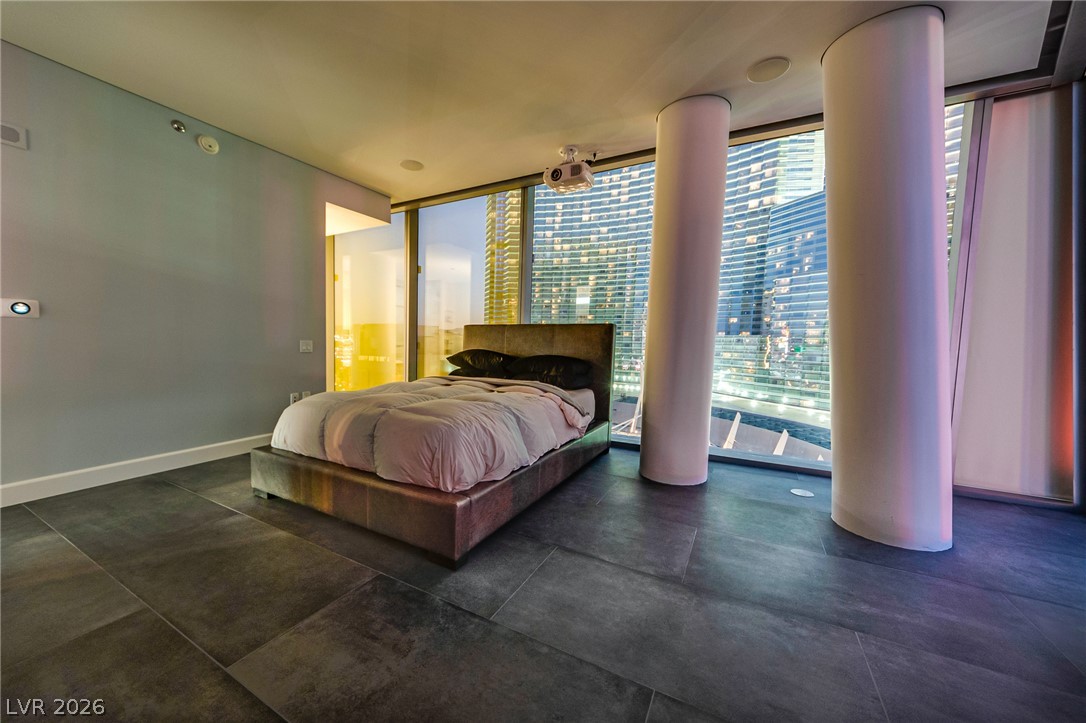3726 Las Vegas Boulevard 902