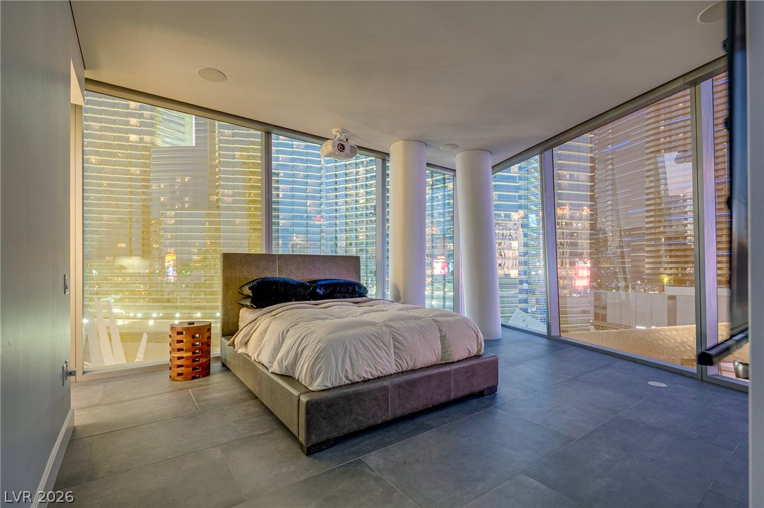 3726 Las Vegas Boulevard 902