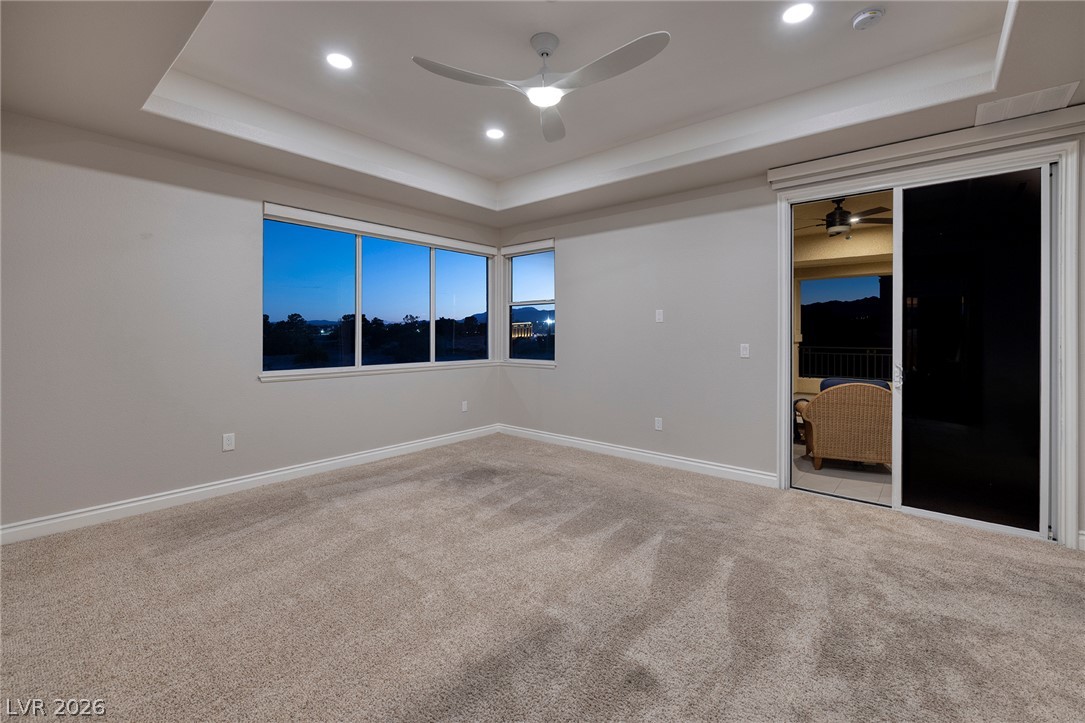 9219 Tesoras Drive 302