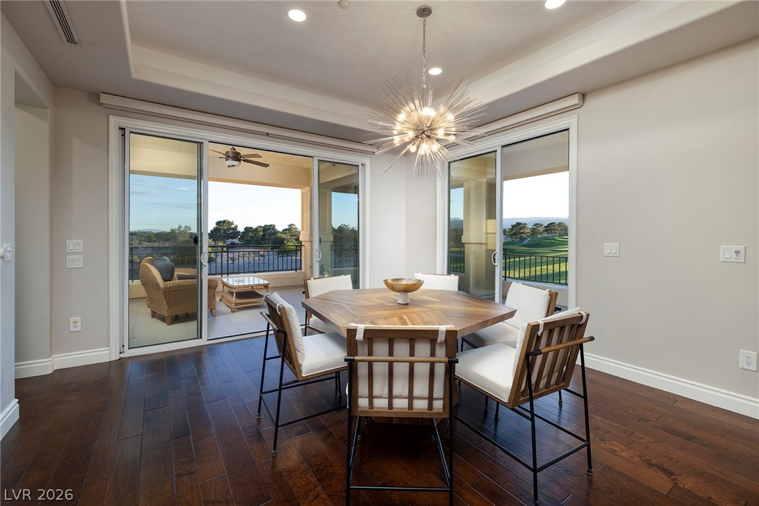 9219 Tesoras Drive 302