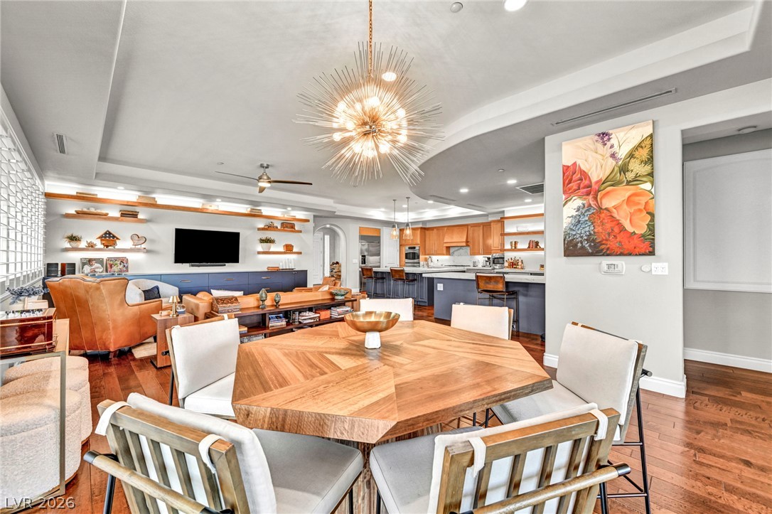 9219 Tesoras Drive 302