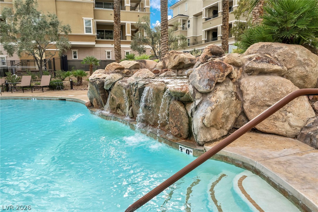 9219 Tesoras Drive 302