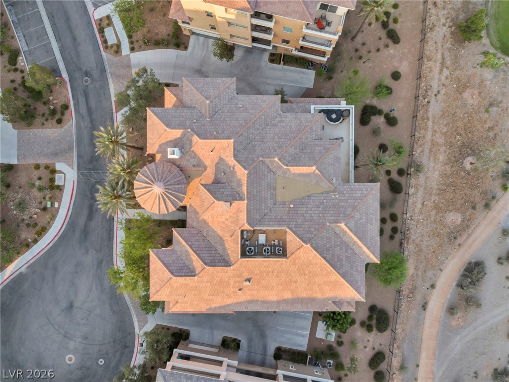 9219 Tesoras Drive 302
