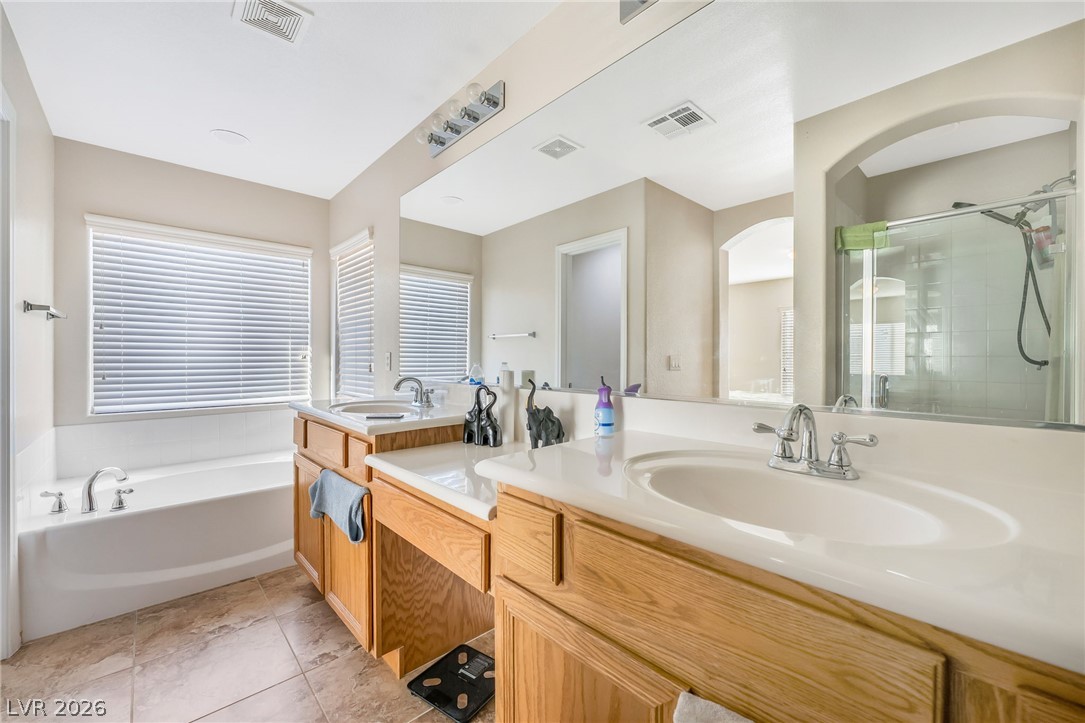 8573 Vestia Court