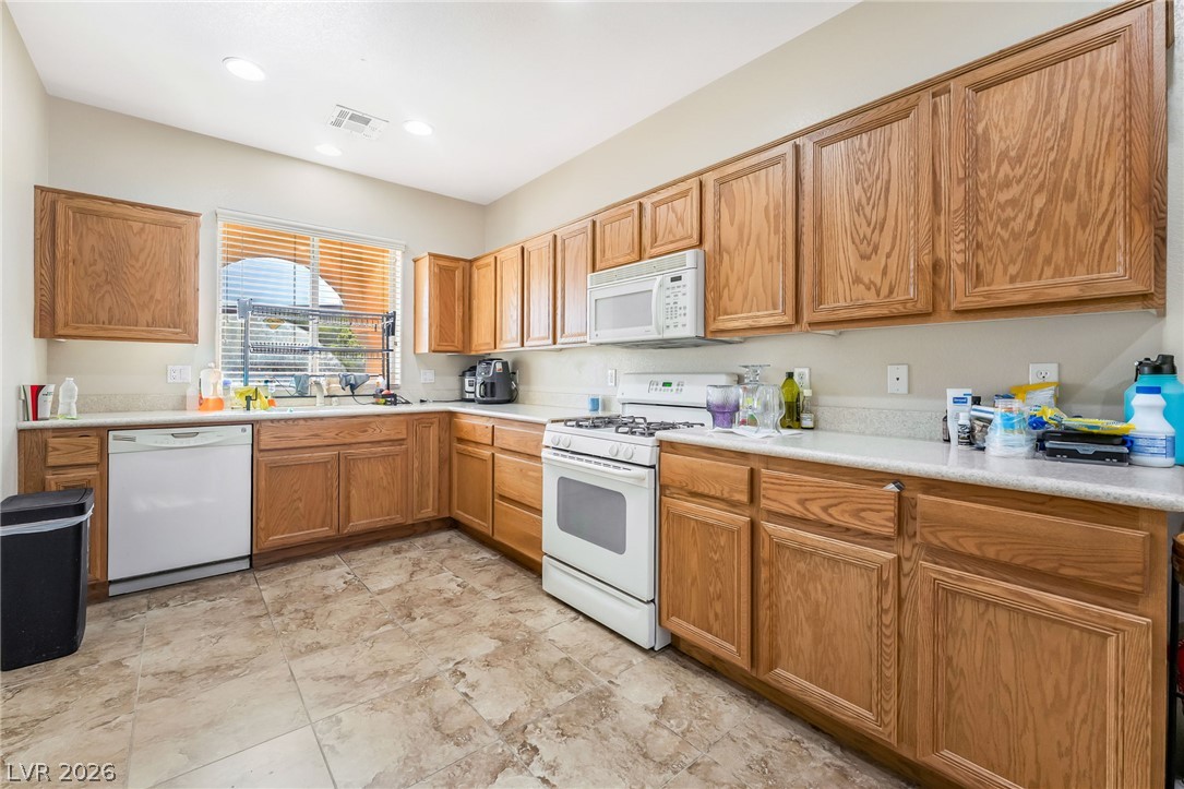 8573 Vestia Court