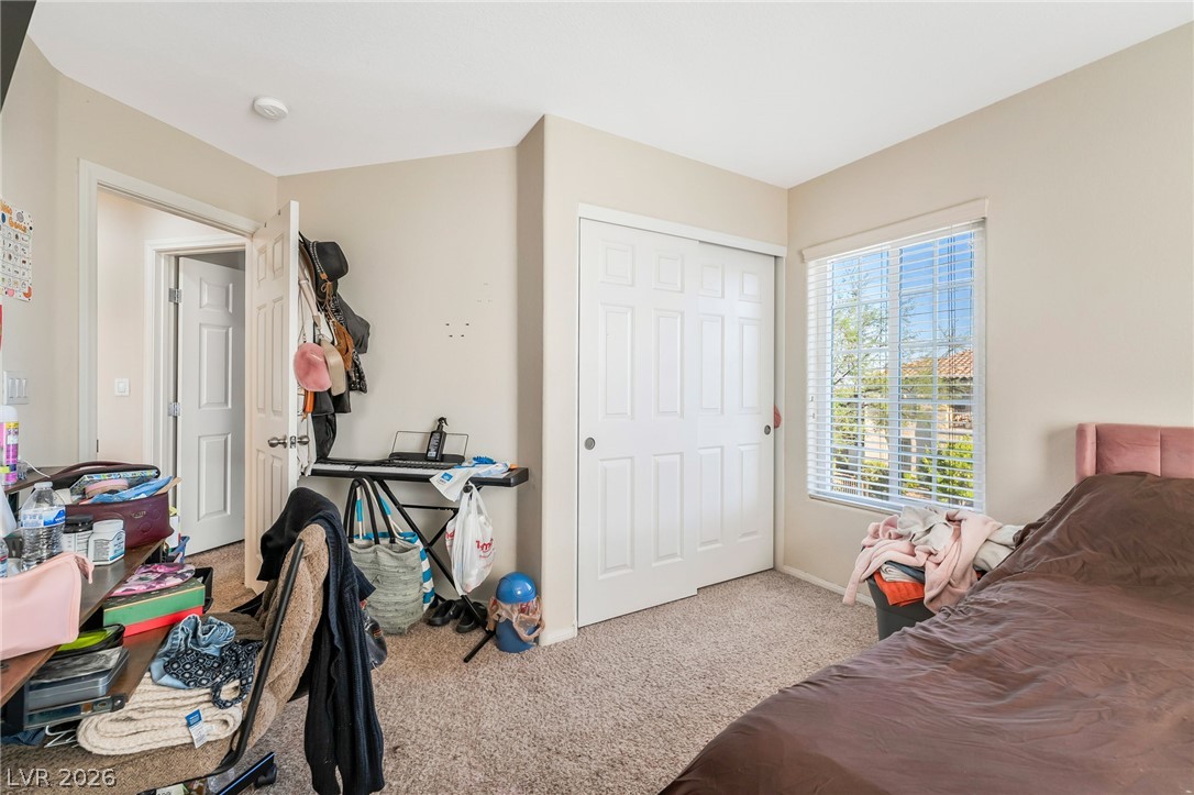 8573 Vestia Court