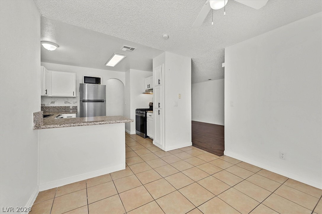 2200 South Fort Apache Road 2142