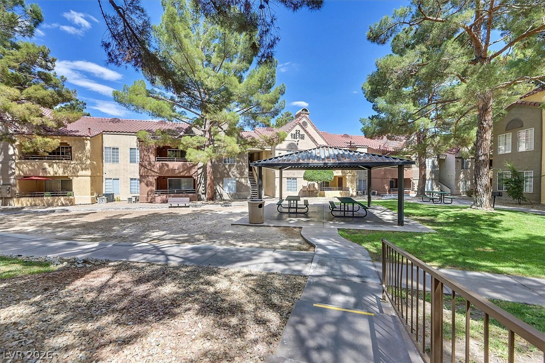 2200 South Fort Apache Road 2142