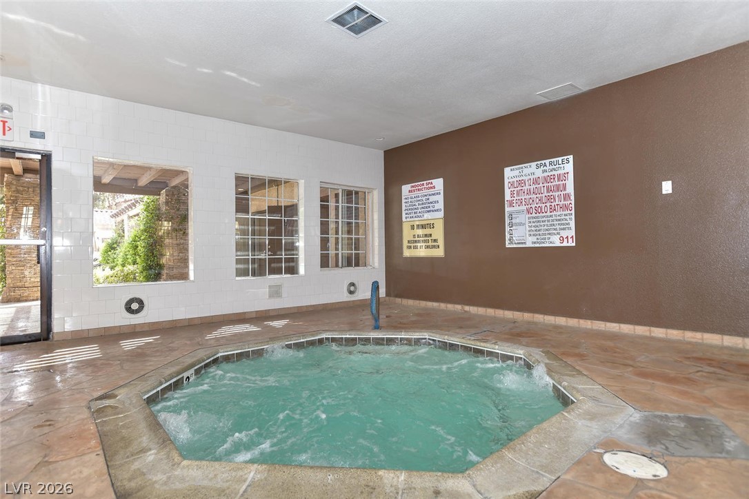 2200 South Fort Apache Road 2142