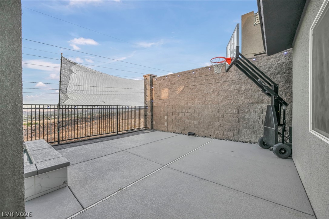 230 Shaded Canyon Drive
