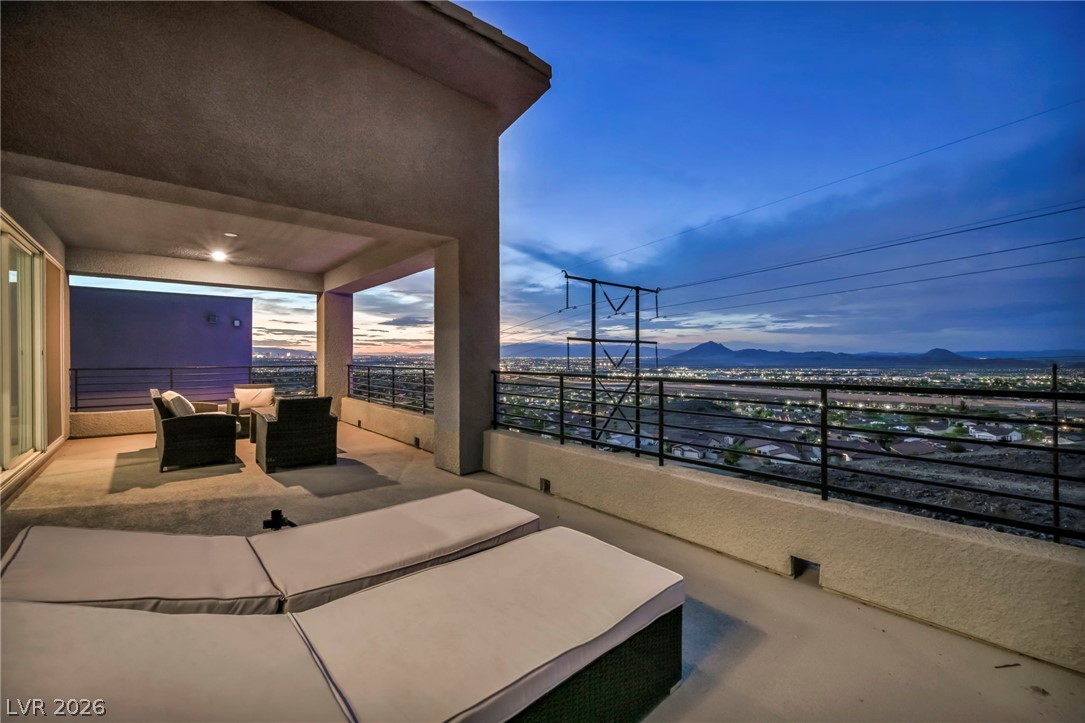 230 Shaded Canyon Drive