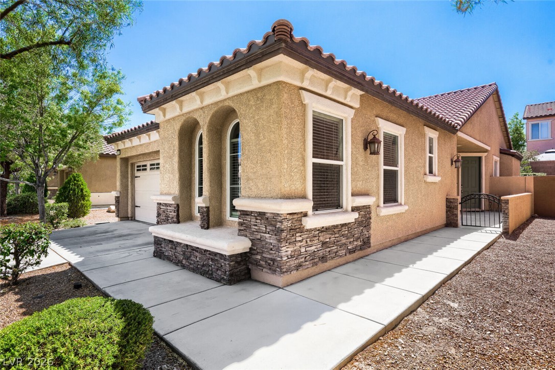 917 Ambrosia Drive