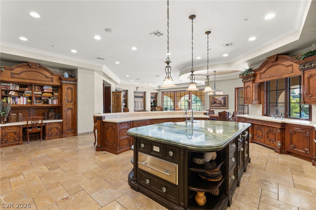 47 Club Vista Drive