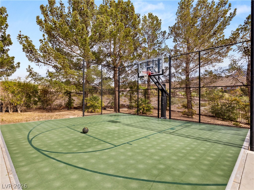 47 Club Vista Drive