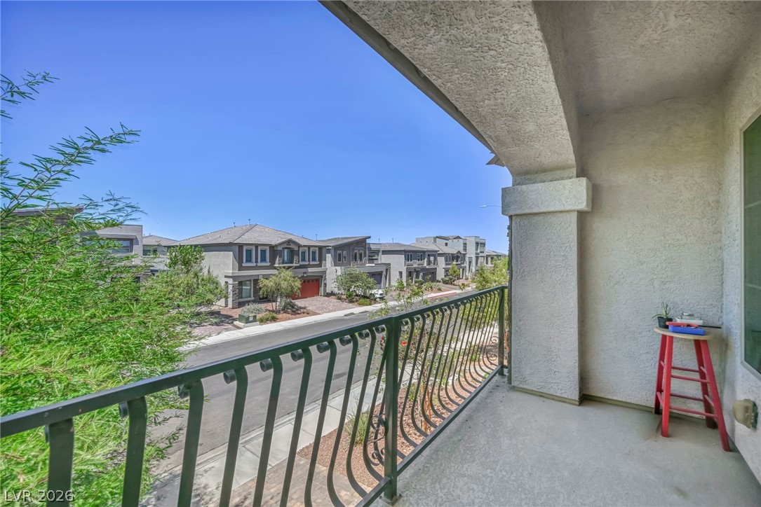 6571 Tangled Vines Avenue