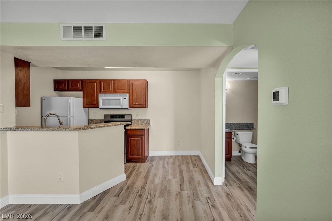 5118 South Jones Boulevard 206