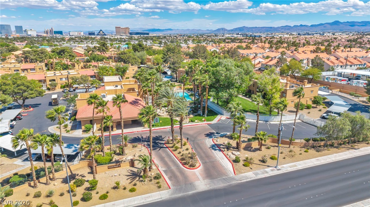 5118 South Jones Boulevard 206