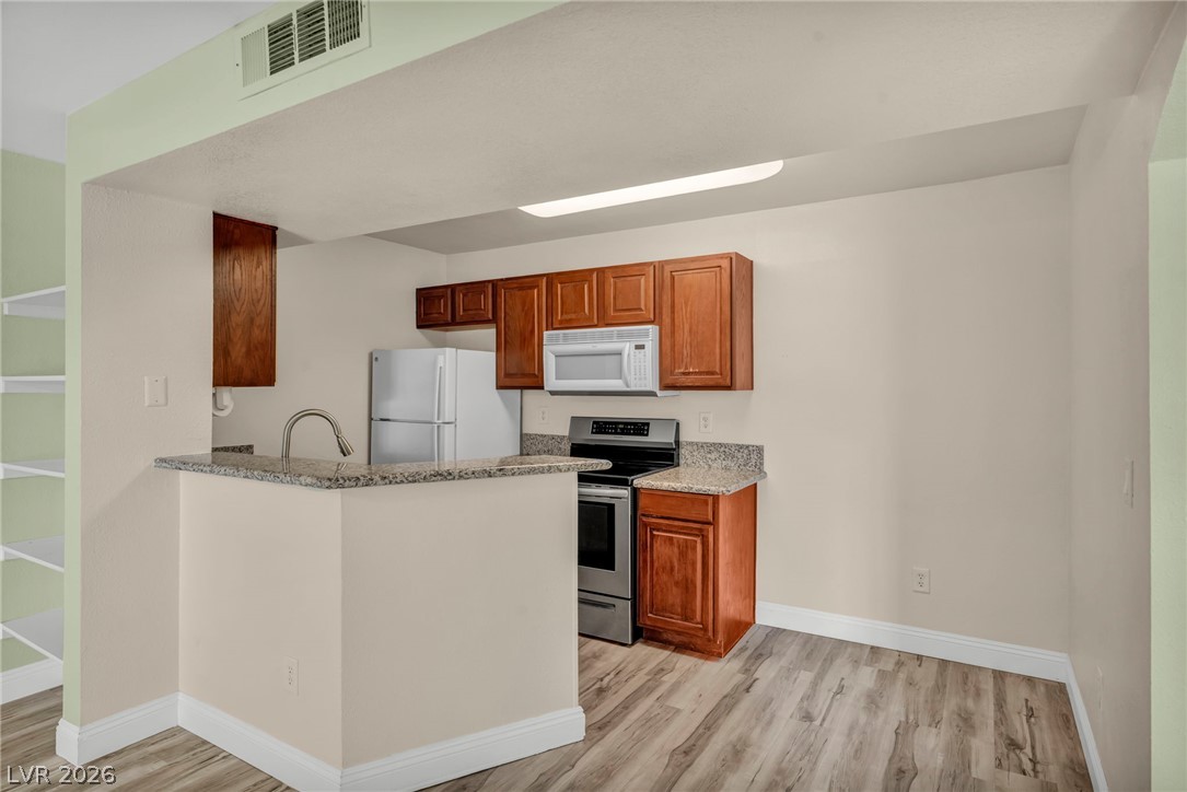 5118 South Jones Boulevard 206