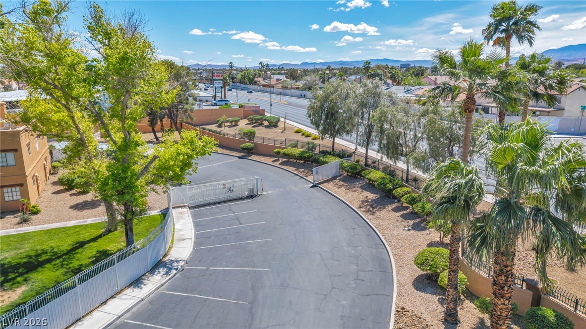 5118 South Jones Boulevard 206