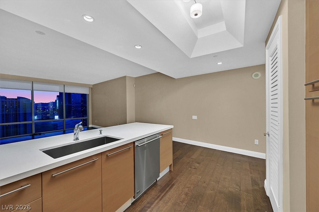 222 East Karen Avenue 3802