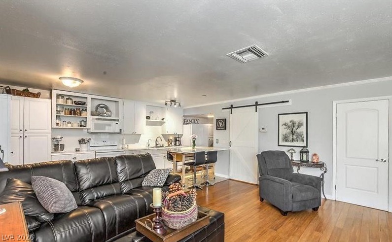 1454 Elizabeth Avenue 2