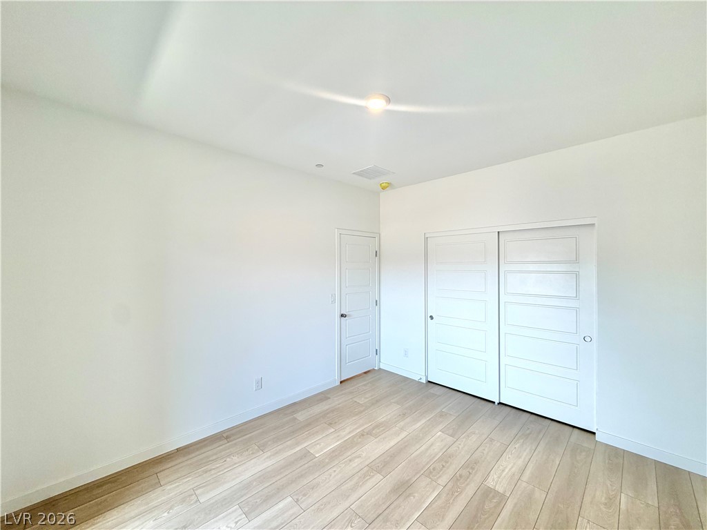 1502 Eva Crossing Place